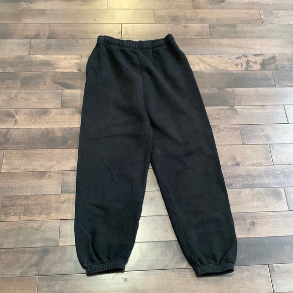 Aritzia Pants - Aritzia tna cozy af mega sweatpants small black vguc